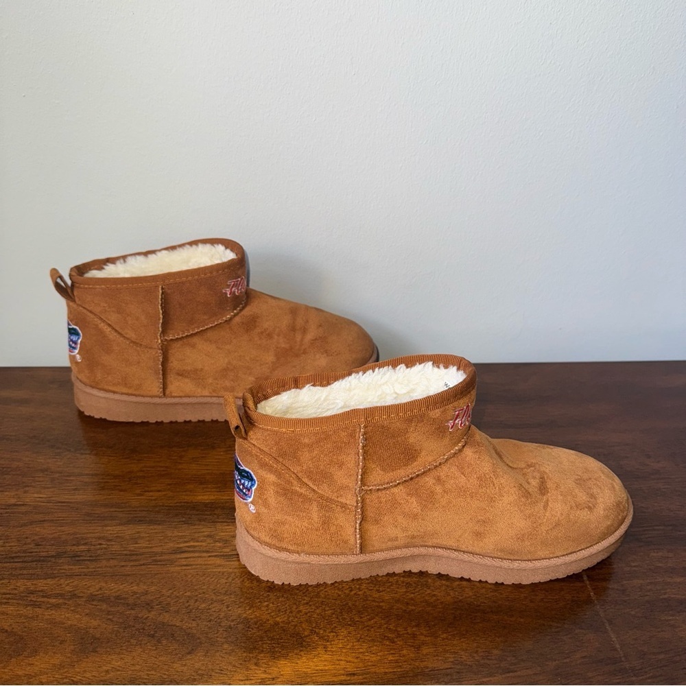 FOCO University of Florida Gators Team Logo Fuzzy Fan Boot Brown Size 7 - Picture 3 of 7